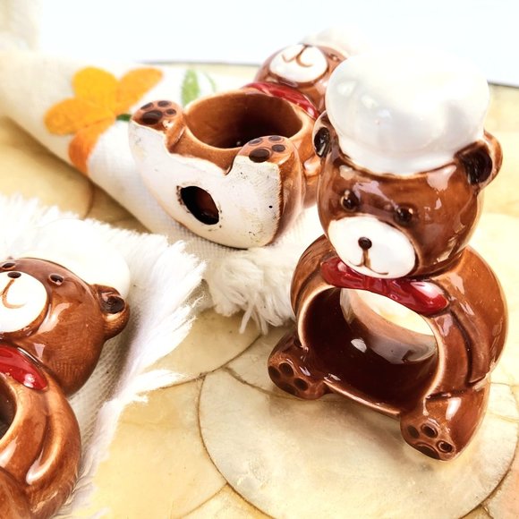 Vintage - Set of 4 - Hand-Painted Porcelain Bunny Napkin Ring - Picture 6 of 9